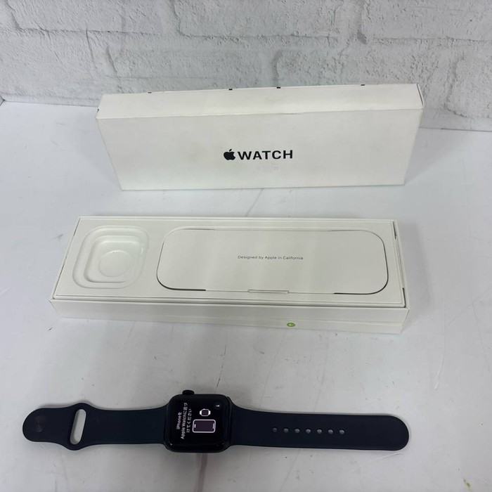 Смарт-часы Apple Watch series SE Gen 2 40мм