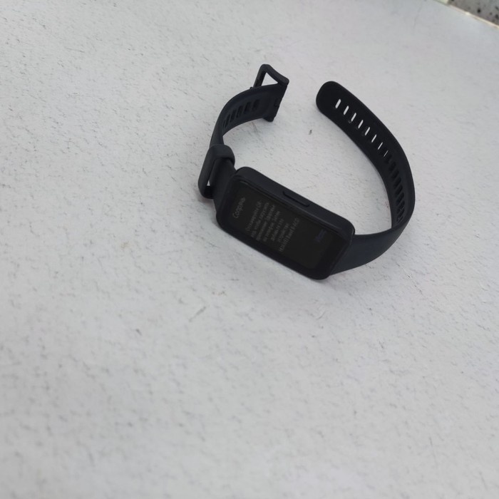Смарт-часы Huawei Band 8