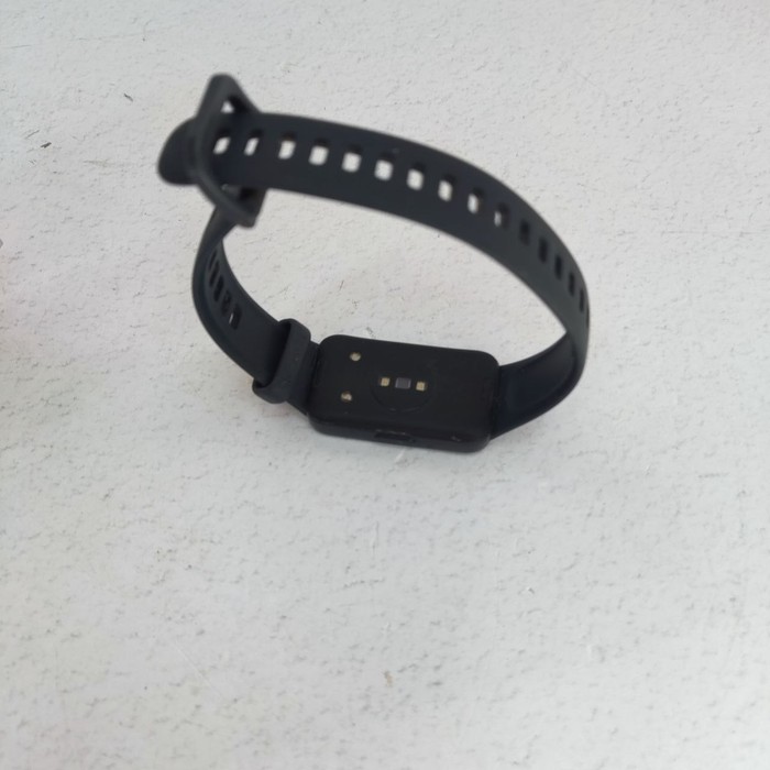 Смарт-часы Huawei Band 8