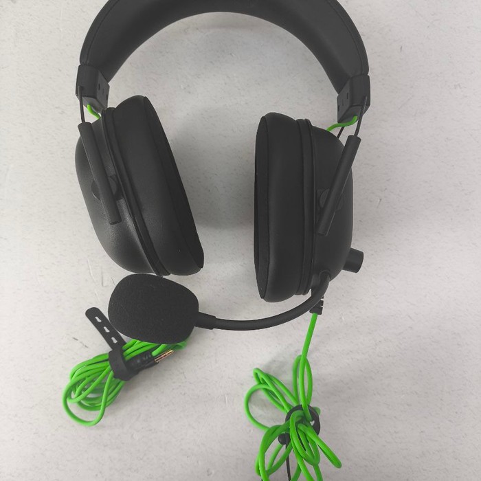 Наушники Razer BlackShark V2