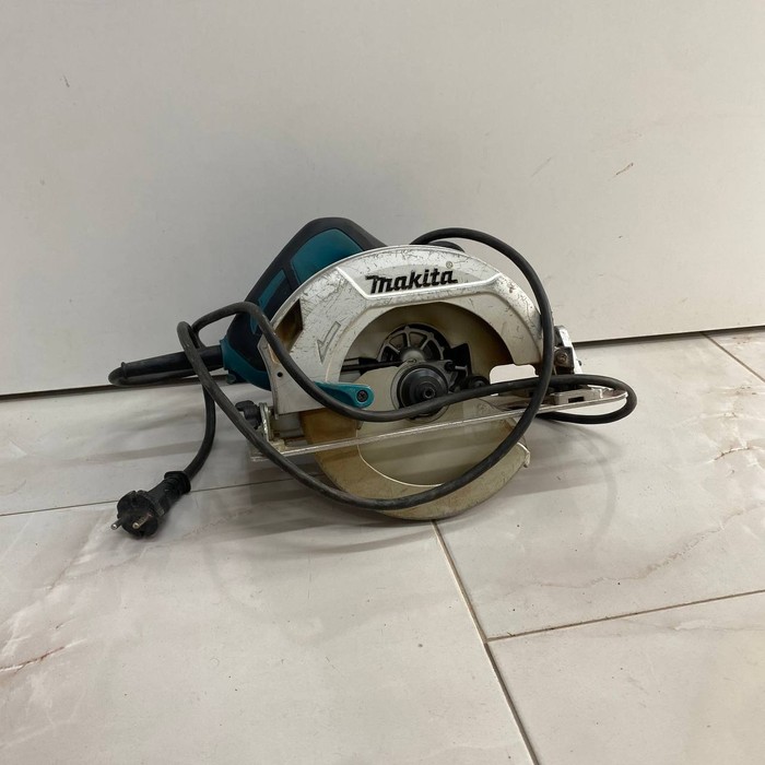 Циркулярная пила Makita HS6601