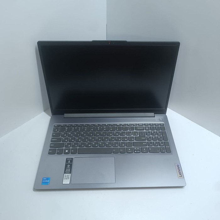 Ноутбук Lenovo Ideapad Slim 3 15IAH8