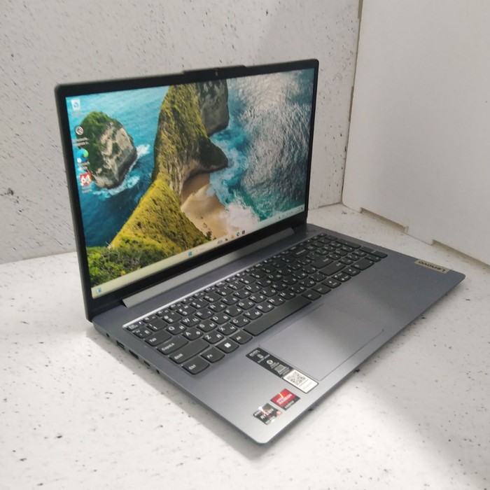 Ноутбук Lenovo IdeaPad Slim 3 15ABR8