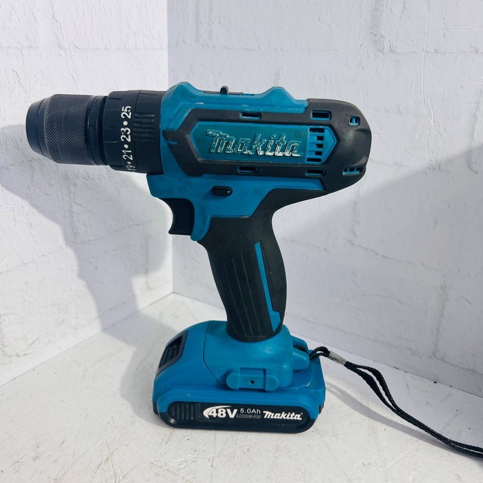 Шуруповерт Makita 330DWE