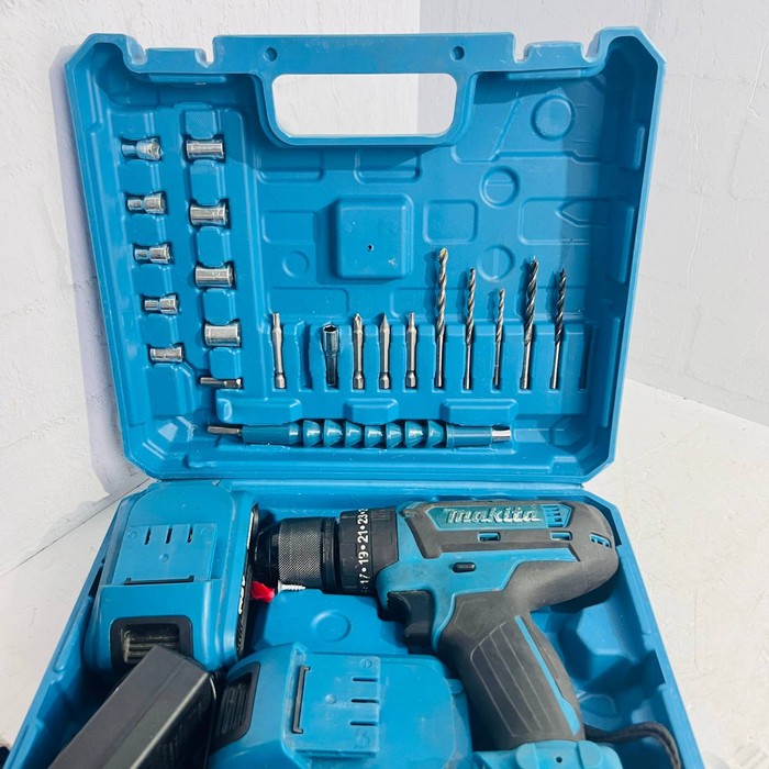 Шуруповерт Makita 330DWE