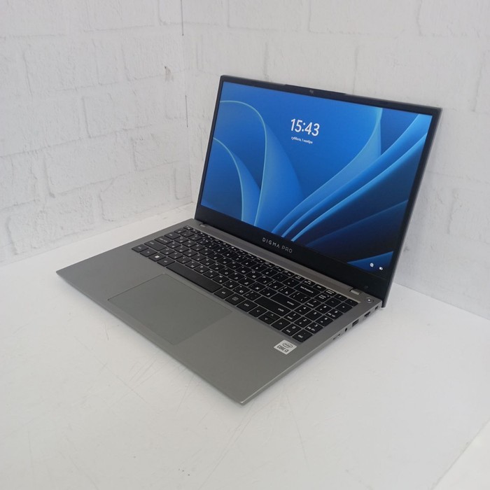 Ноутбук Digma Pro Sprint M