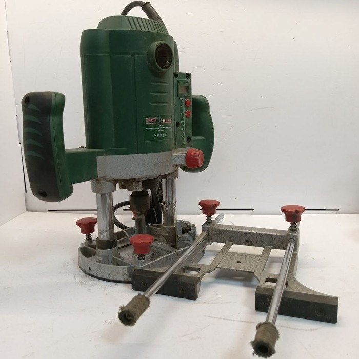 Фрезер Dwt of-1800ve