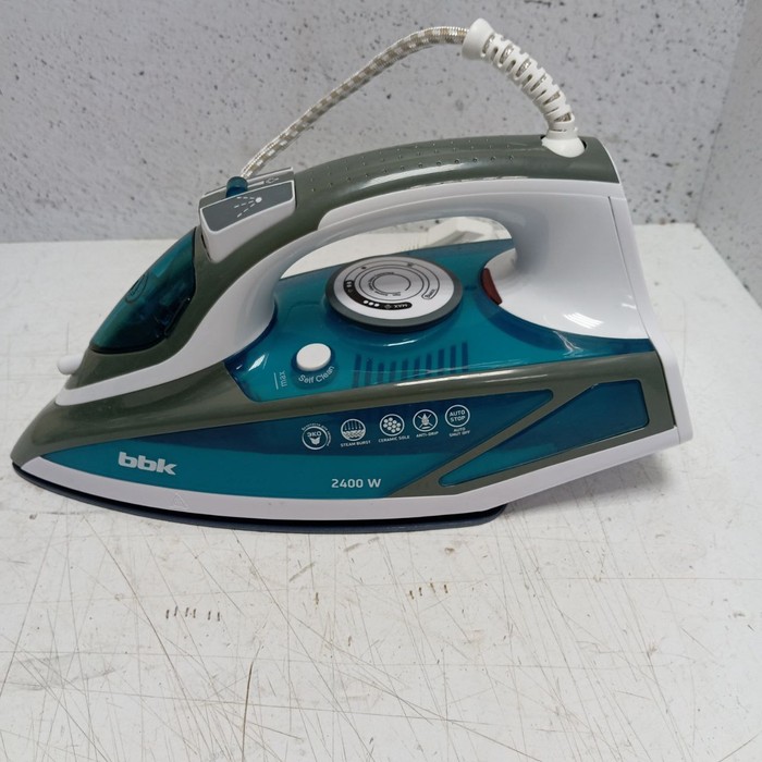 Утюг BBK ISE-2401\2402