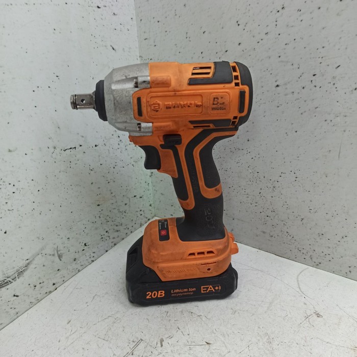 Гайковерт Вихрь АГ-300/20Li