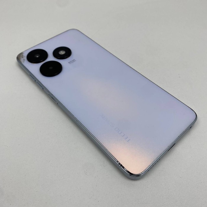 Смартфон Tecno Spark 20c 8/128 Перламутровый