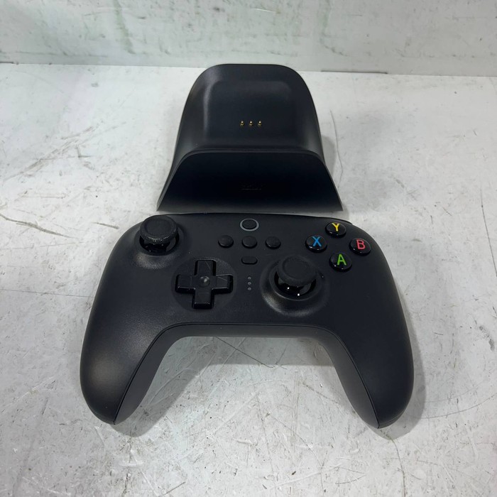 Геймпад 8BitDo Ultimate 2.4G Controller