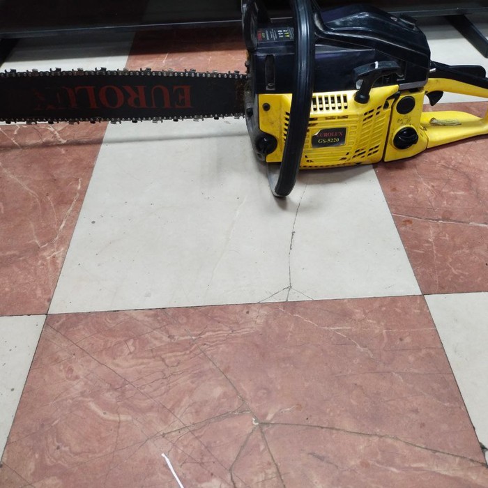 Бензопила EUROLUX CS-5220