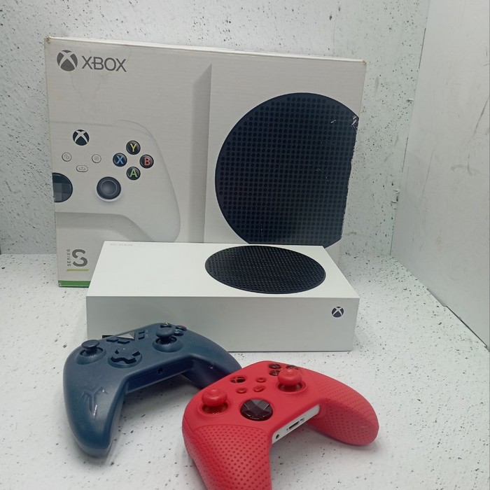 Игровая приставка Microsoft Xbox Series S 512 ГБ