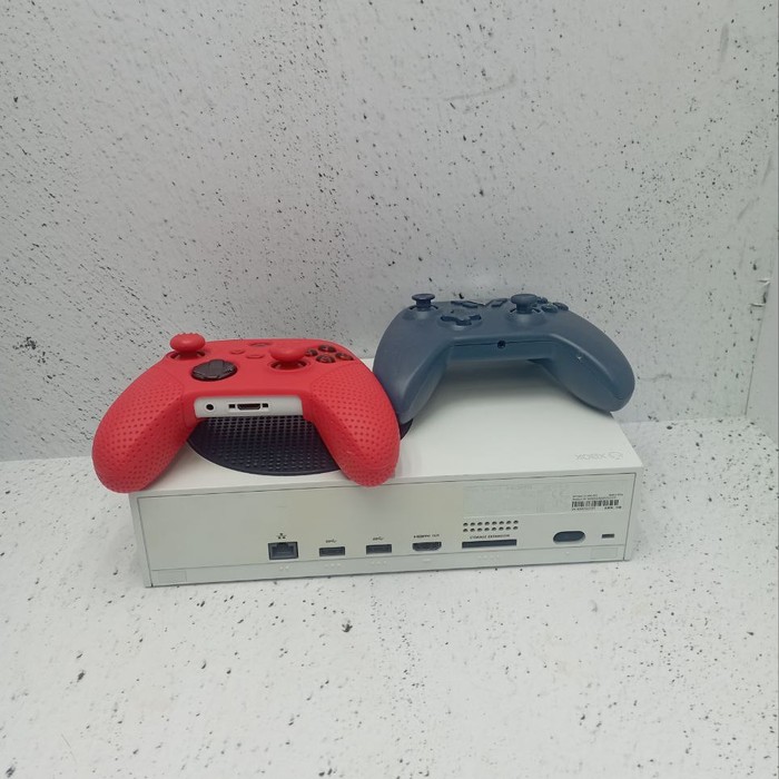 Игровая приставка Microsoft Xbox Series S 512 ГБ