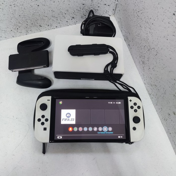 Игровая приставка Nintendo Switch OLED