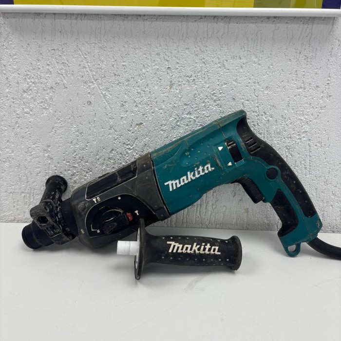 Перфоратор Makita HR2470