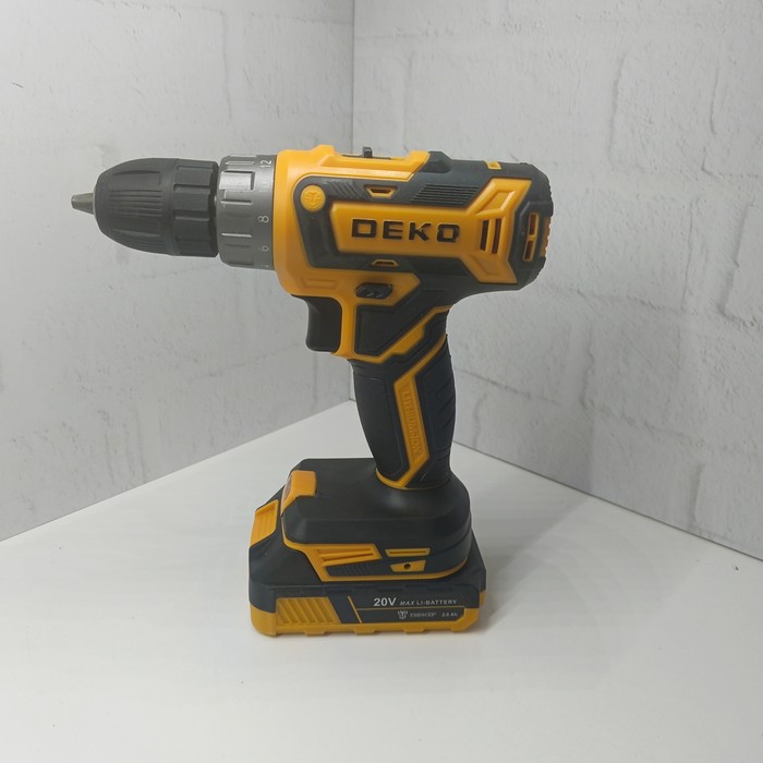 Шуруповерт Deko DKCD20FU-Li