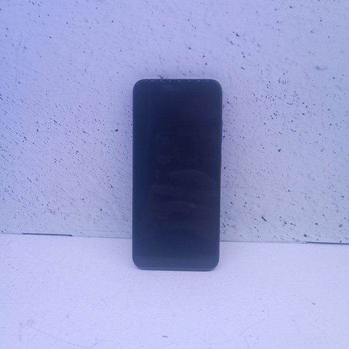 Смартфон Infinix Smart 9 3/64 Черный