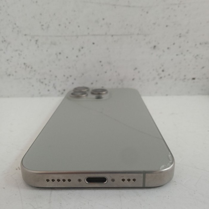 Смартфон Apple iPhone 15 Pro 6/128 Серый