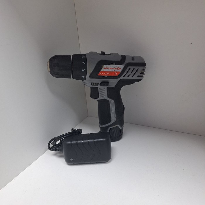 Шуруповерт Интерскол ДА-12ЭР