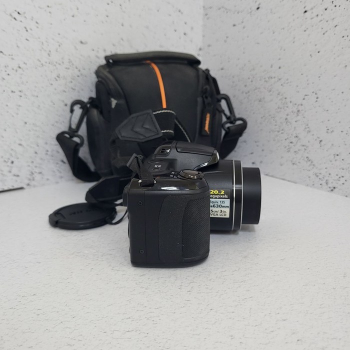 Зеркальный фотоаппарат Nikon Coolpix L340
