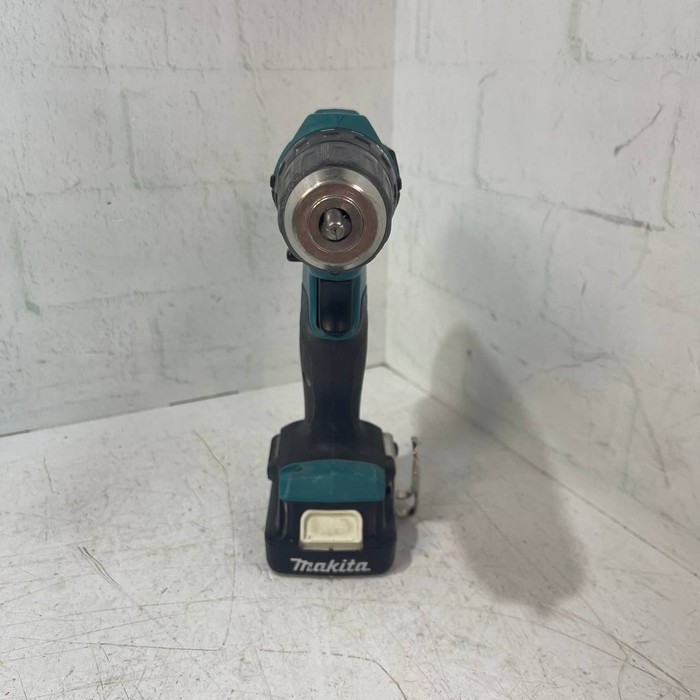 Шуруповерт Makita DF333D