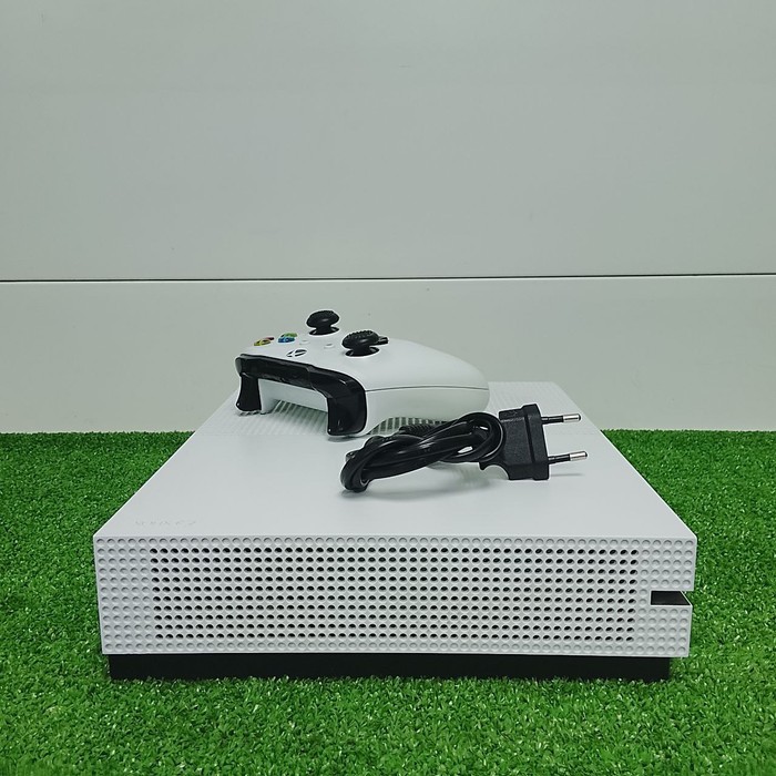 Игровая приставка Microsoft Xbox One S