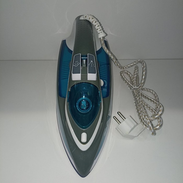 Утюг BBK ISE-2401\2402