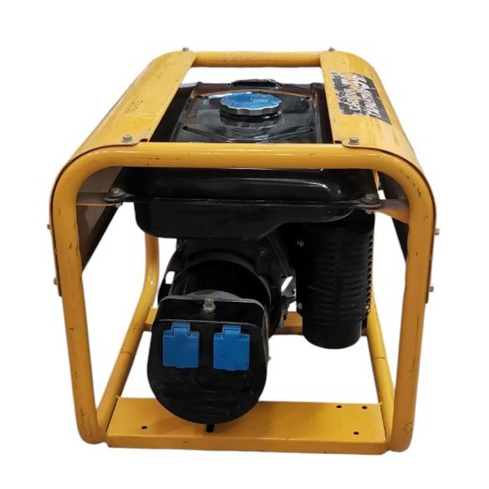 Электрогенератор Caiman Explorer 3010 XL12