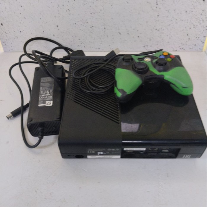 Игровая приставка Microsoft Xbox 360 500 ГБ