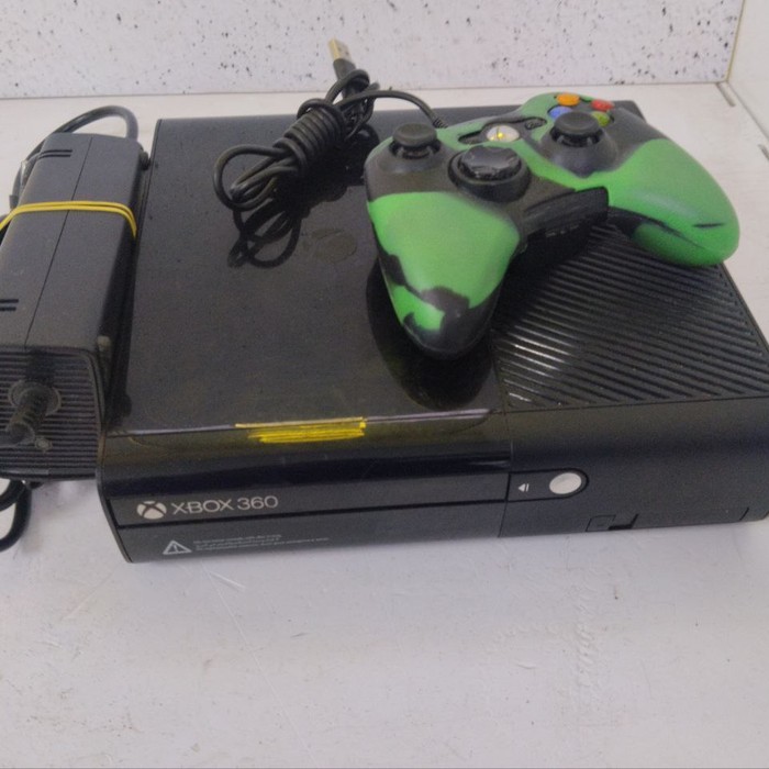 Игровая приставка Microsoft Xbox 360 500 ГБ