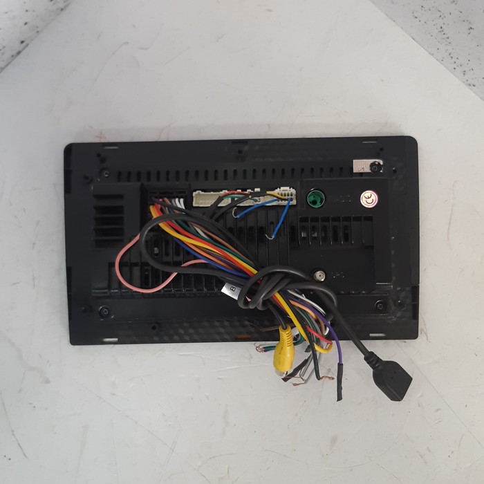 Автомагнитола Teyes CC3L Android 4/32 гб 9"