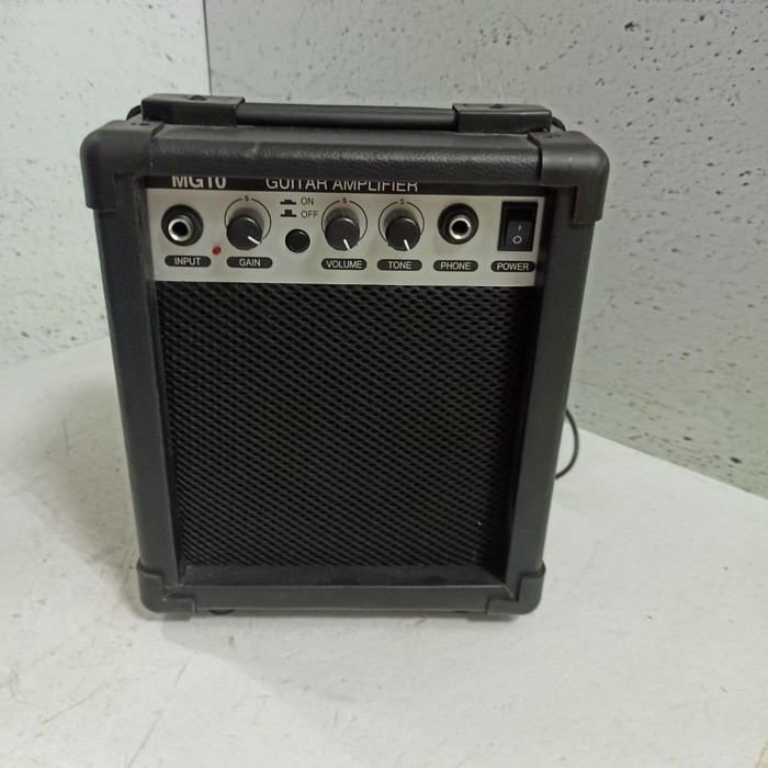 Гитара Zombie EDG 45 + комбоусилитель MG10