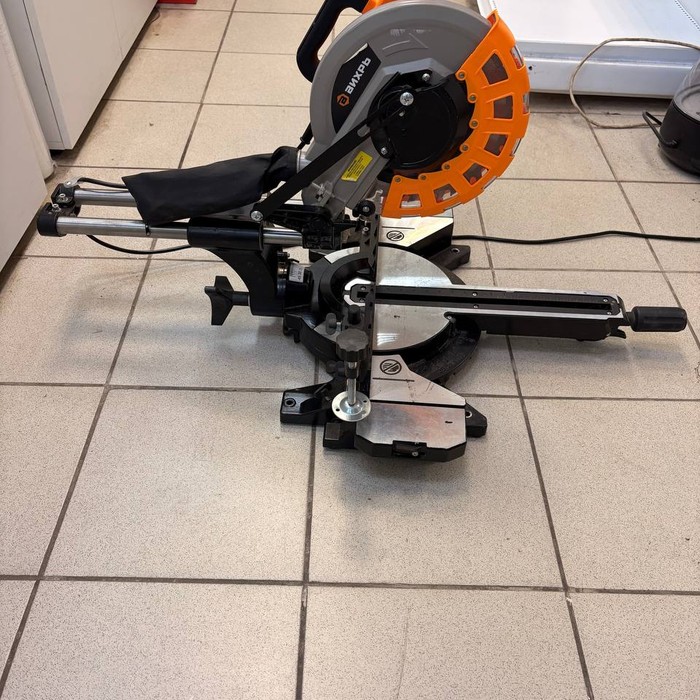 Торцовочная пила Вихрь ПТ-255ПЛ