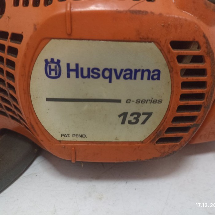 Бензопила Husqvarna 137