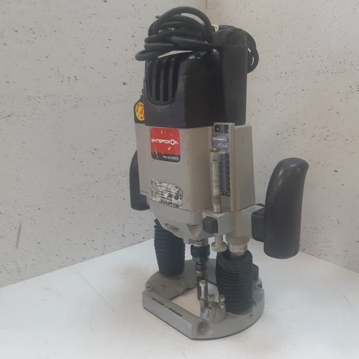 Фрезер Интерскол ФМ-62/2200Э