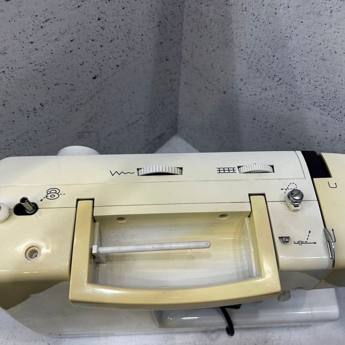 Швейная машина Jaguar 6434