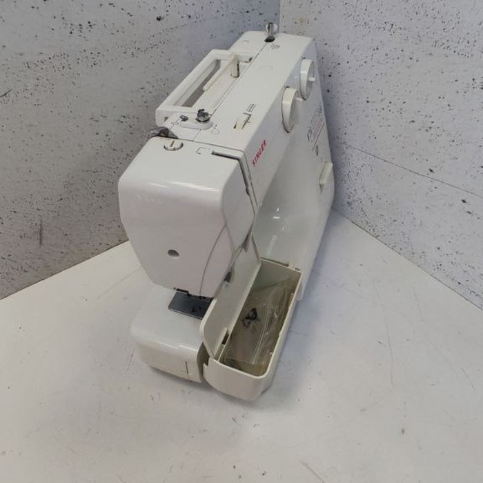 Швейная машина Singer 1120