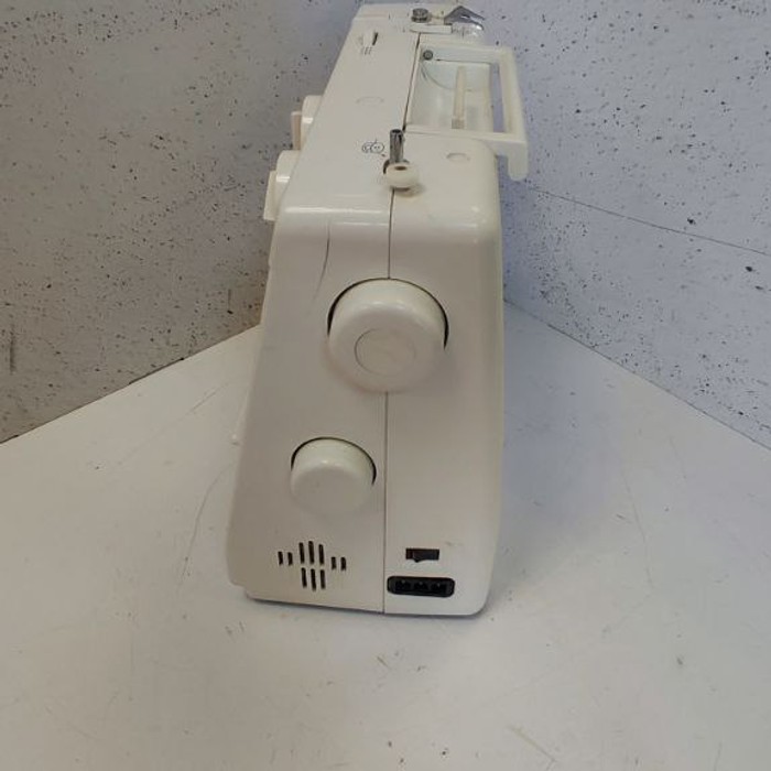 Швейная машина Singer 1120