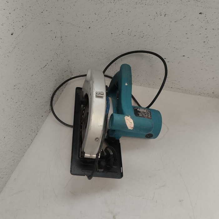 Циркулярная пила Blaucraft BKS 1200L