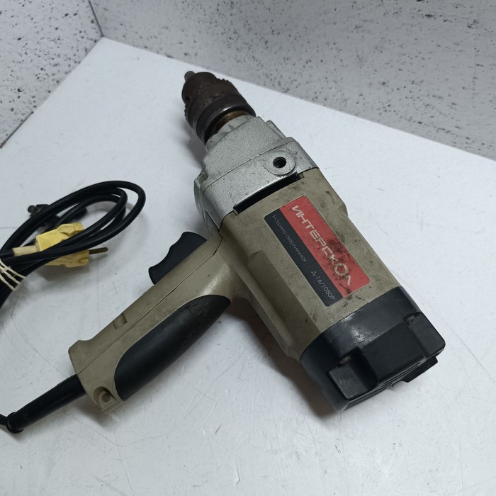 Дрель Интерскол Д16-1050Р