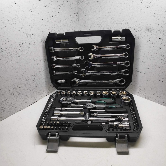 Набор инструментов (большой) Tools 82 предмета