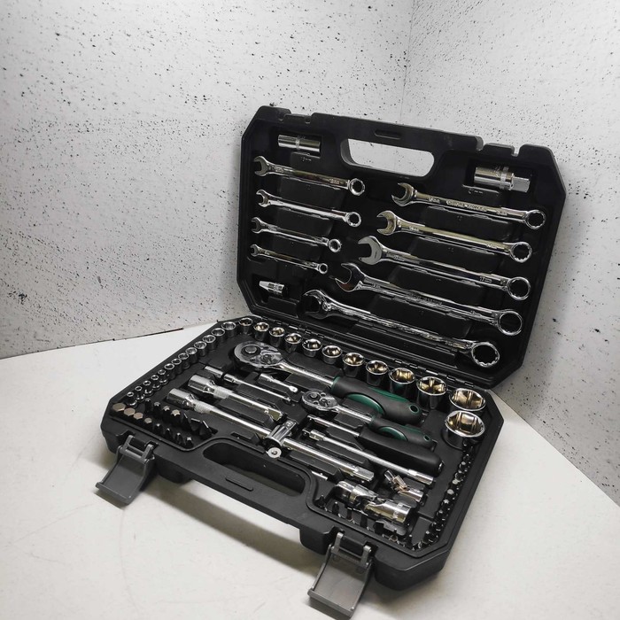 Набор инструментов (большой) Tools 82 предмета