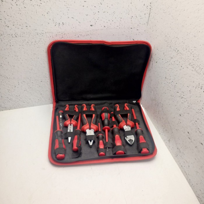 Набор инструментов (малый) КВТ НИИ-01