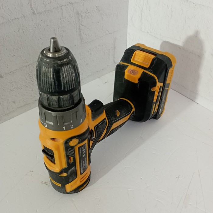 Шуруповерт Deko ZKCD20V BMC