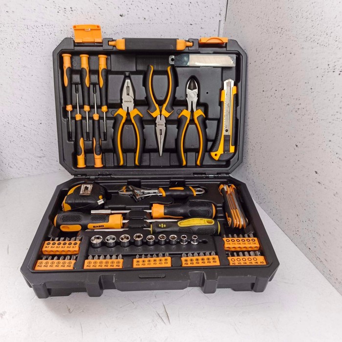 Набор инструментов (большой) Deko DKAT TZ82