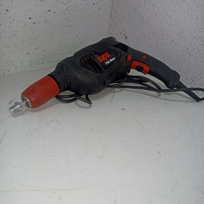 Дрель Skil 750 Watt