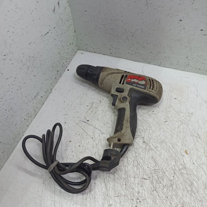 Шуруповерт Интерскол дш10/260э