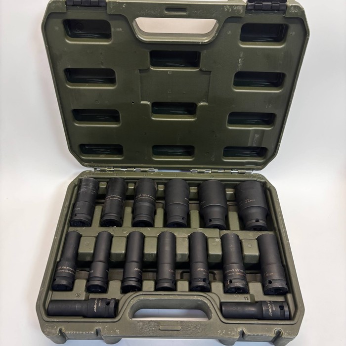 Набор инструментов (малый) Дело Техники 660415