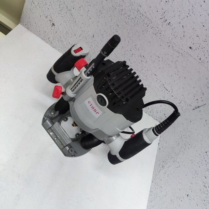 Фрезер Ставр МФ-12/1800